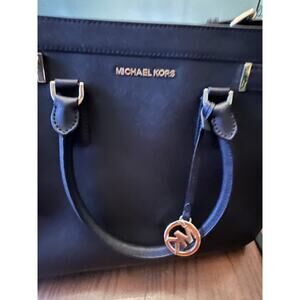 Michael Kors Dillon Saffiano Leather Satchel in Black / Gold $398. 🐾🐾